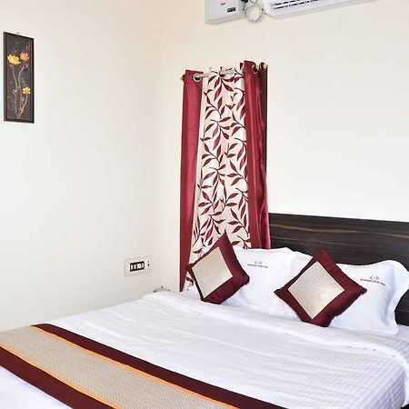 Barnabas Homestay Thanjavur Exteriör bild