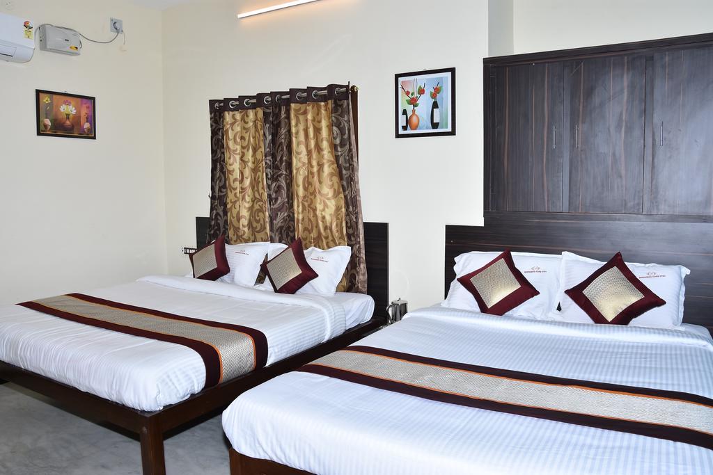 Barnabas Homestay Thanjavur Exteriör bild