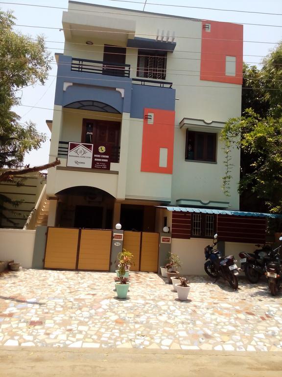 Barnabas Homestay Thanjavur Exteriör bild