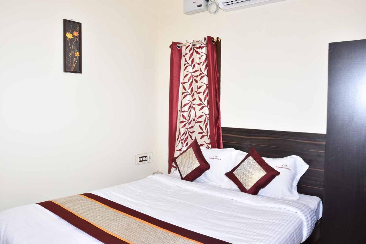 Barnabas Homestay Thanjavur Exteriör bild